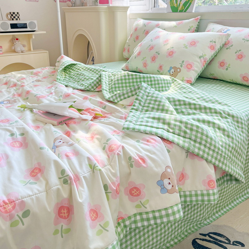 Cartoon children air conditioner quilt summer cotton quilt B99 01