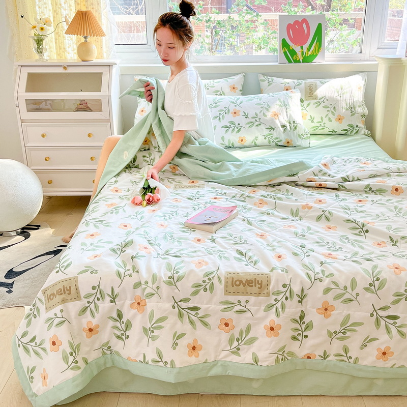 Cartoon children air conditioner quilt summer cotton quilt multicolor B100 02