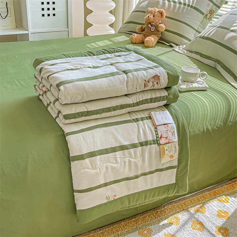 Double yarn soy gift summer quilt B75